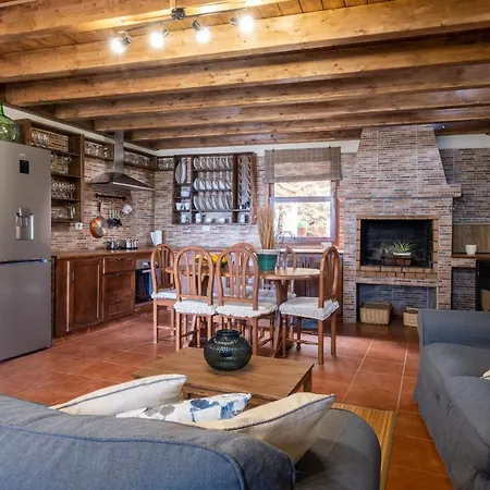 Casa Esmeralda Holiday home *